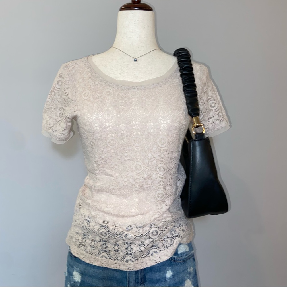 LOFT Beige Tan Fully Mesh Floral Lace Round Neck Short Sleeve Blouse Size Small